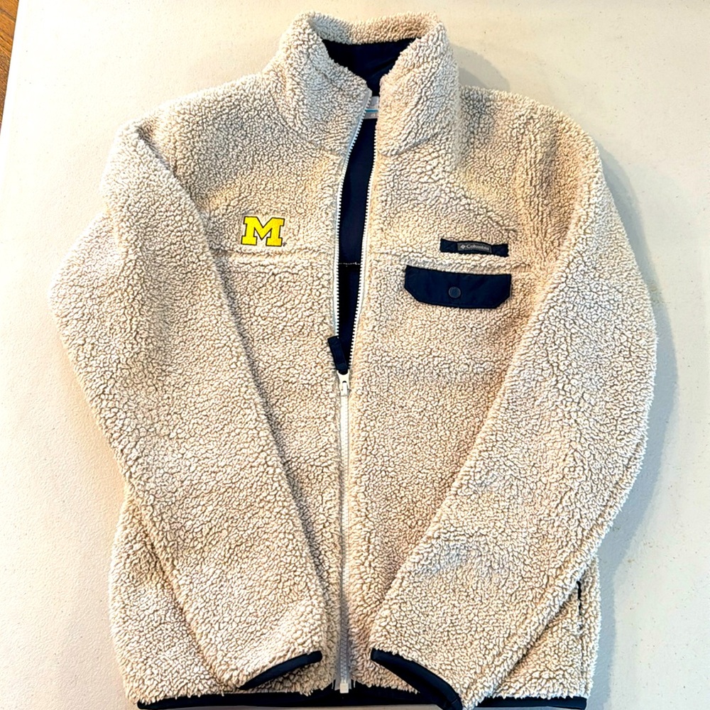 Columbia, Michigan Sherpa Sweater - Barely Worn, Warm, XS